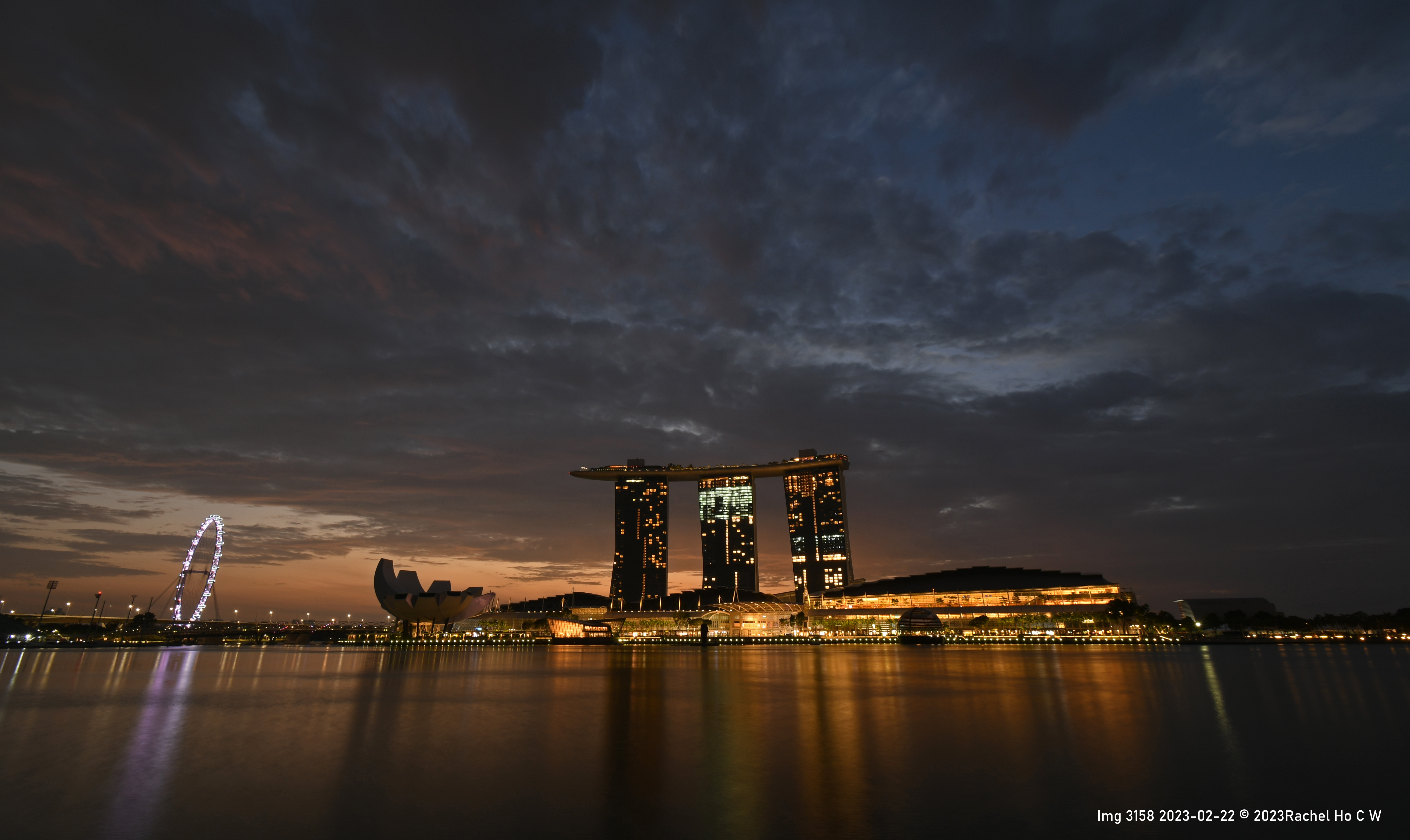 Sunrise at Merlion Park