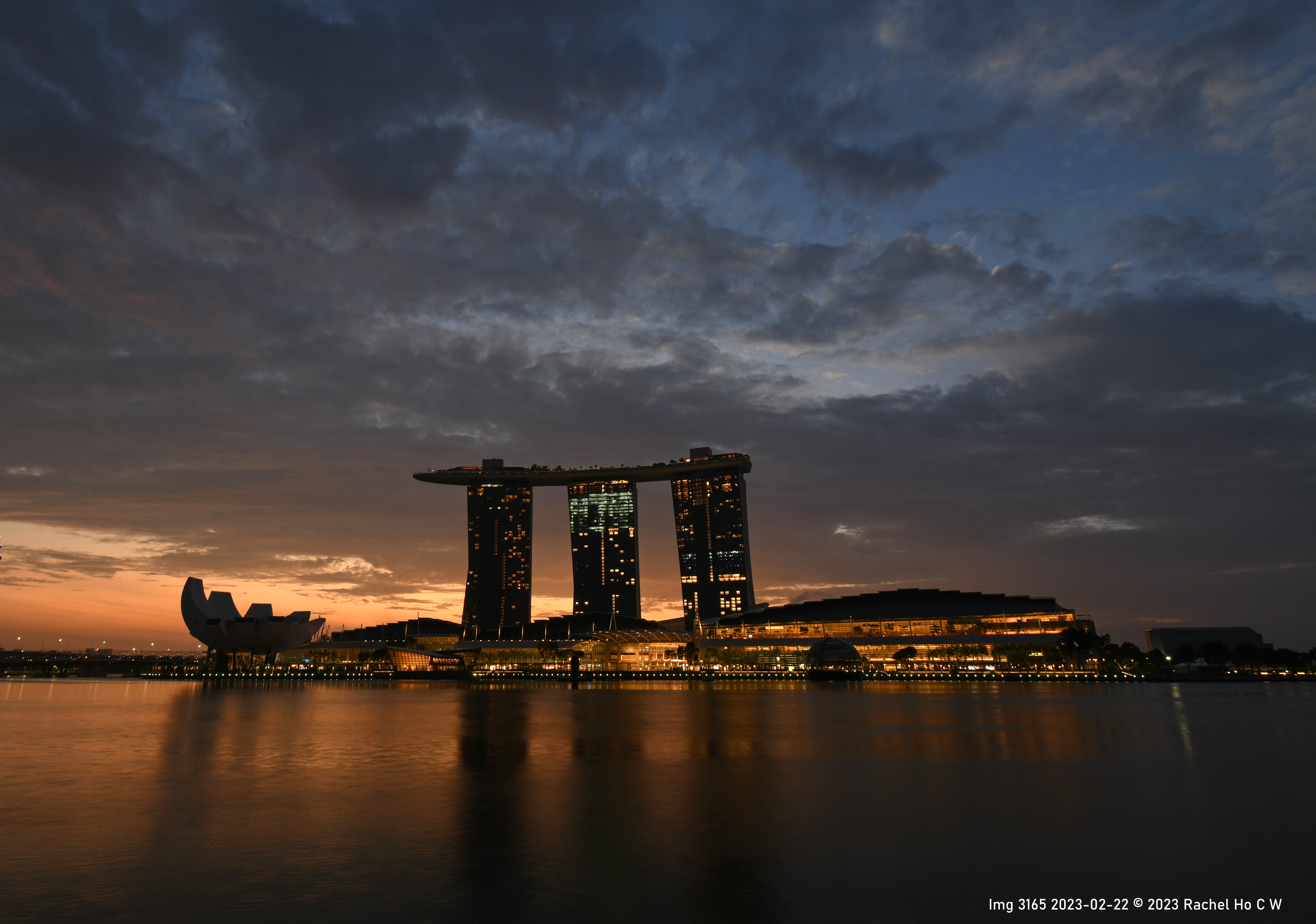 Sunrise at Merlion Park